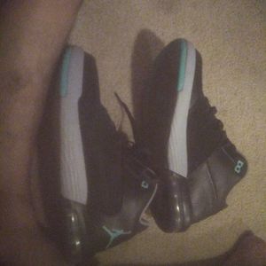 Size 9.5 Jordans